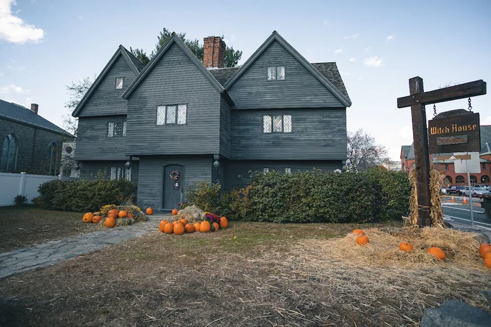 Salem Witch Trials Self Guided Walking Tour in Boston