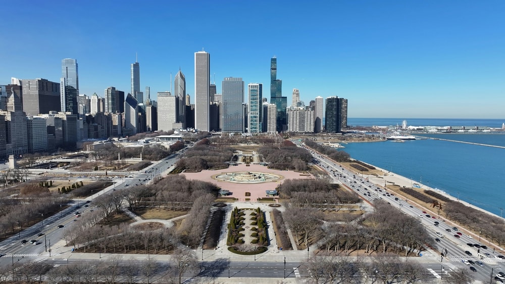 Chicago Food Tour with The Loop, Skyline, and Millennium Park in Chicago