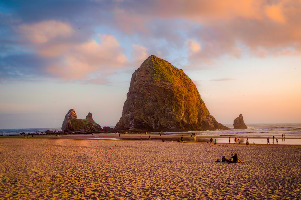 Coastal Trail & Cannon Beach Day Hike in Portland (Oregon)