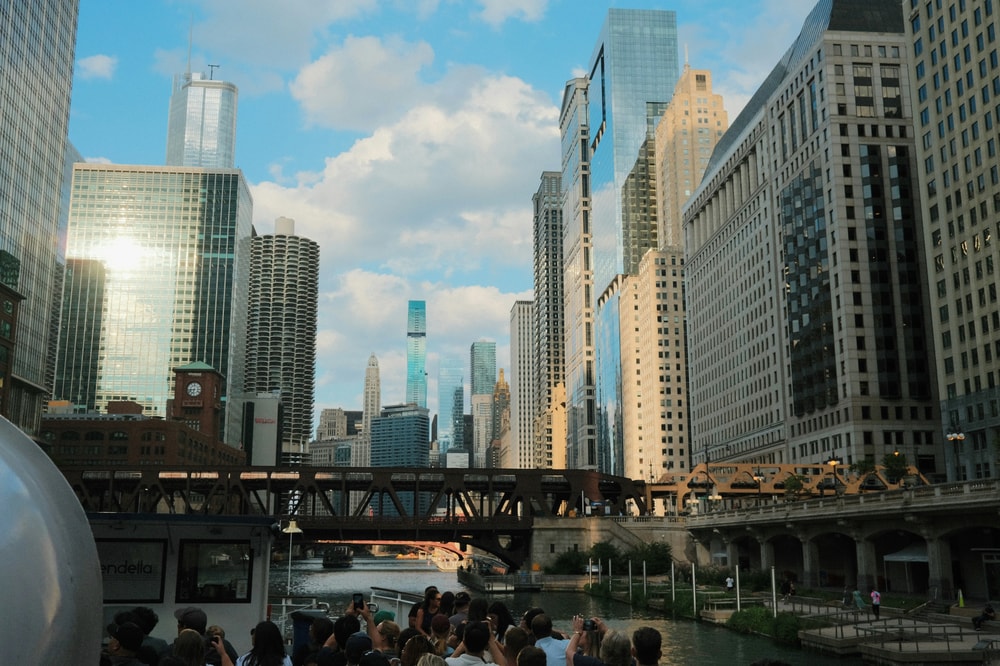 Chicago in a Day: Food, History, and Architecture Tour in Chicago