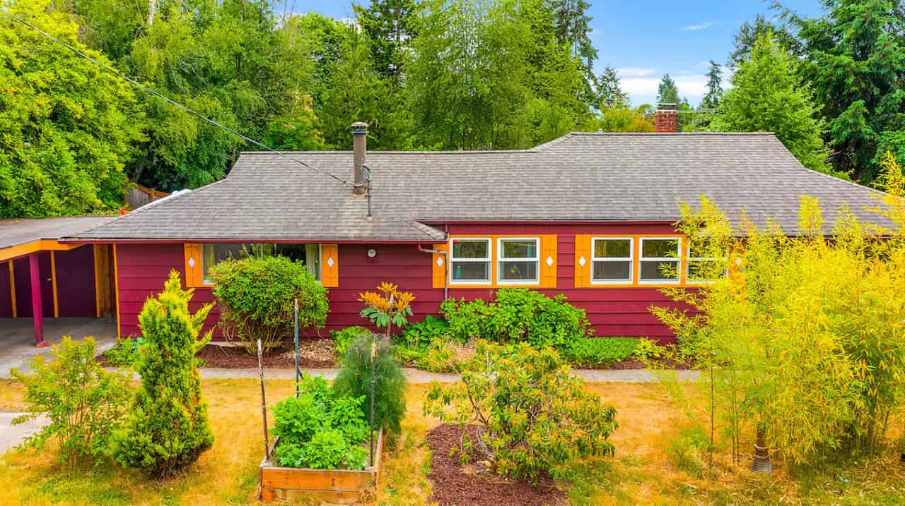 Boho Bliss Bungalow - Shoreline Garden Home