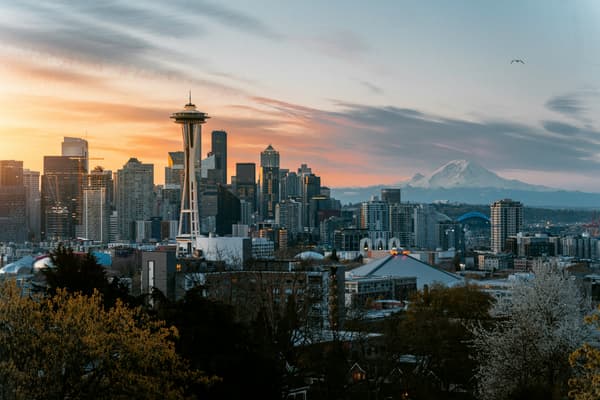 10 Amazing Experiences You Can't Miss in Seattle